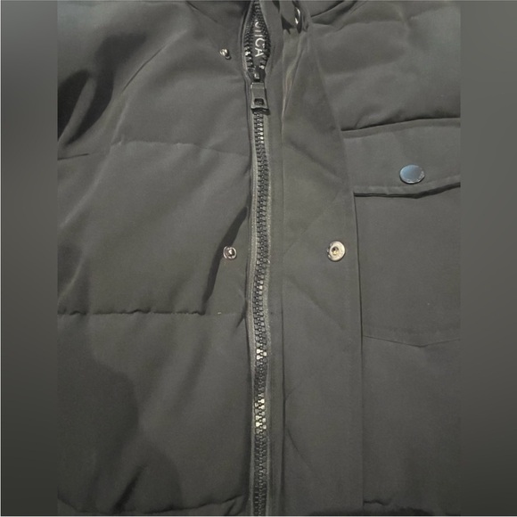 Men's Nautica Black Hooded Puffer Jacket - Picture 9 of 15